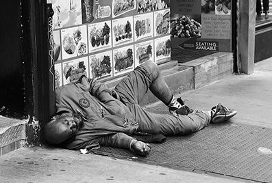 Homeless : Street Life : New York : Personal Photo Projects : Photos : Richard Moore : Photographer